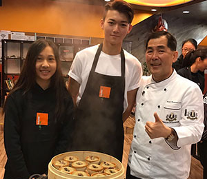 Chef Alan Lee at HKFYG Jockey Club Shaukeiwan Youth SPOT
